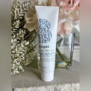 New & Seal-Briogeo-Scalp Revival Charcoal+Tea Tree Cooling Hydration Mask-Travel